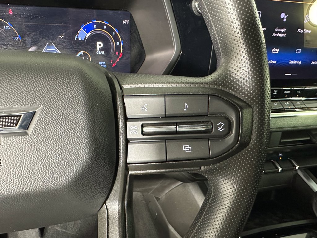 Used 2024 Chevrolet Colorado Trail Boss w/ Advanced Trailering Package AWD/4WD image 14