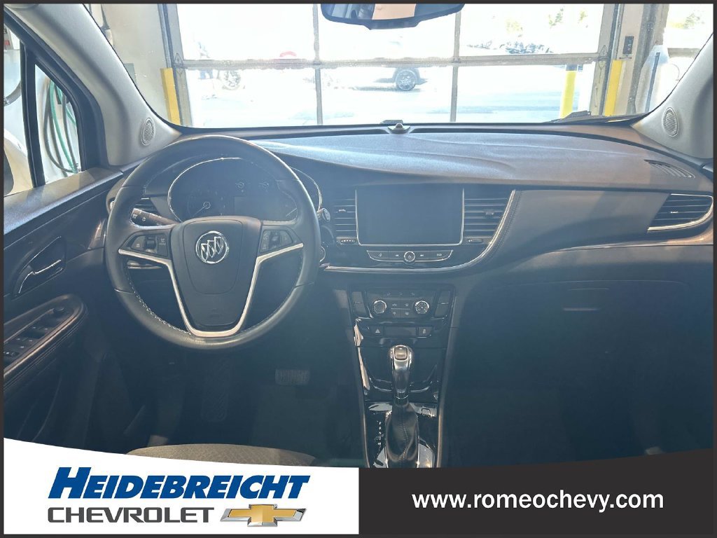 Used 2020 Buick Encore Preferred FWD image 16