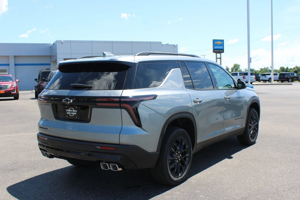 New 2026 Chevrolet Traverse LT w/ Midnight/Sport Edition FWD image 9