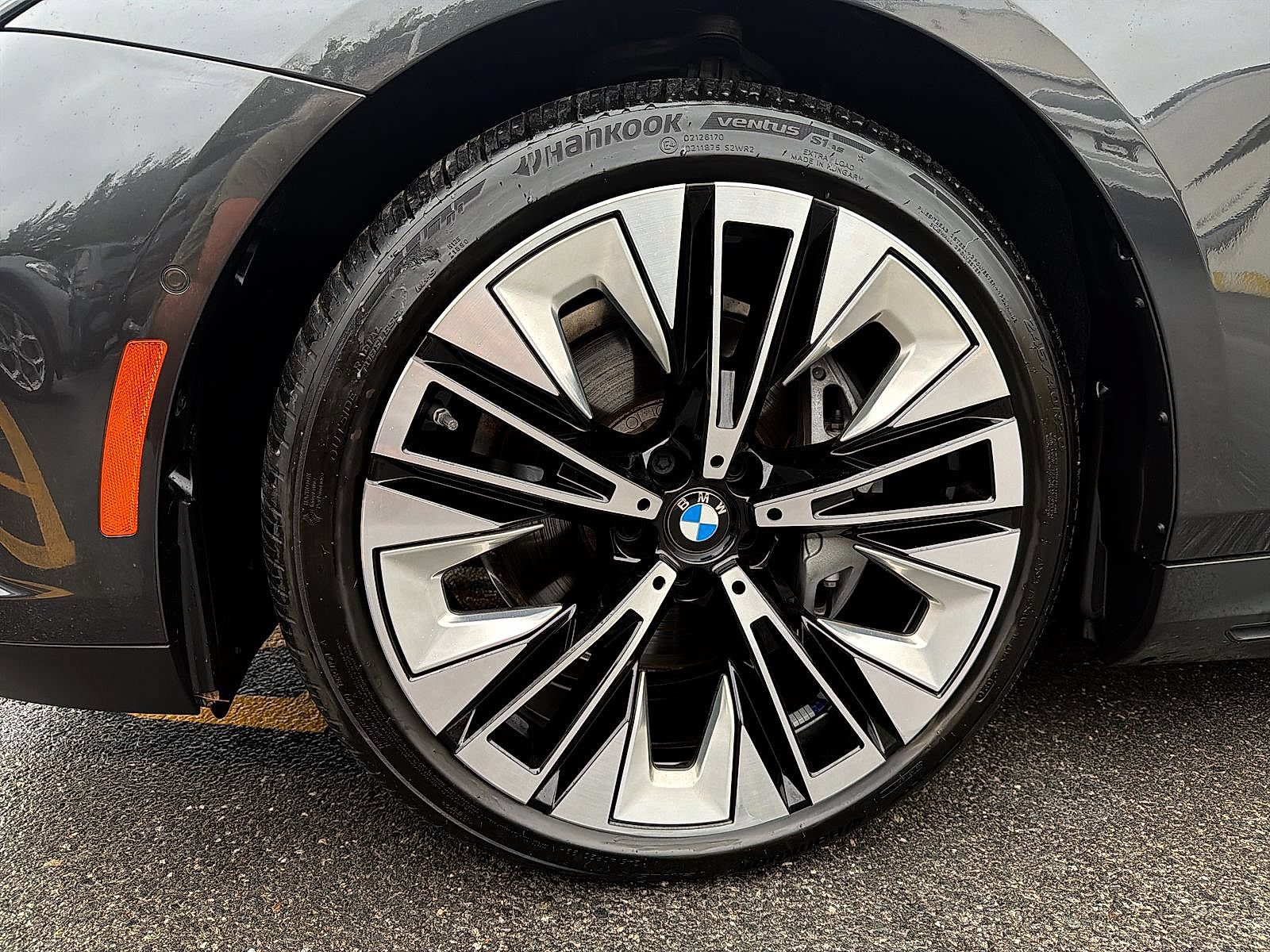Used 2026 BMW i5 eDrive40 w/ Premium Package AWD/4WD image 16