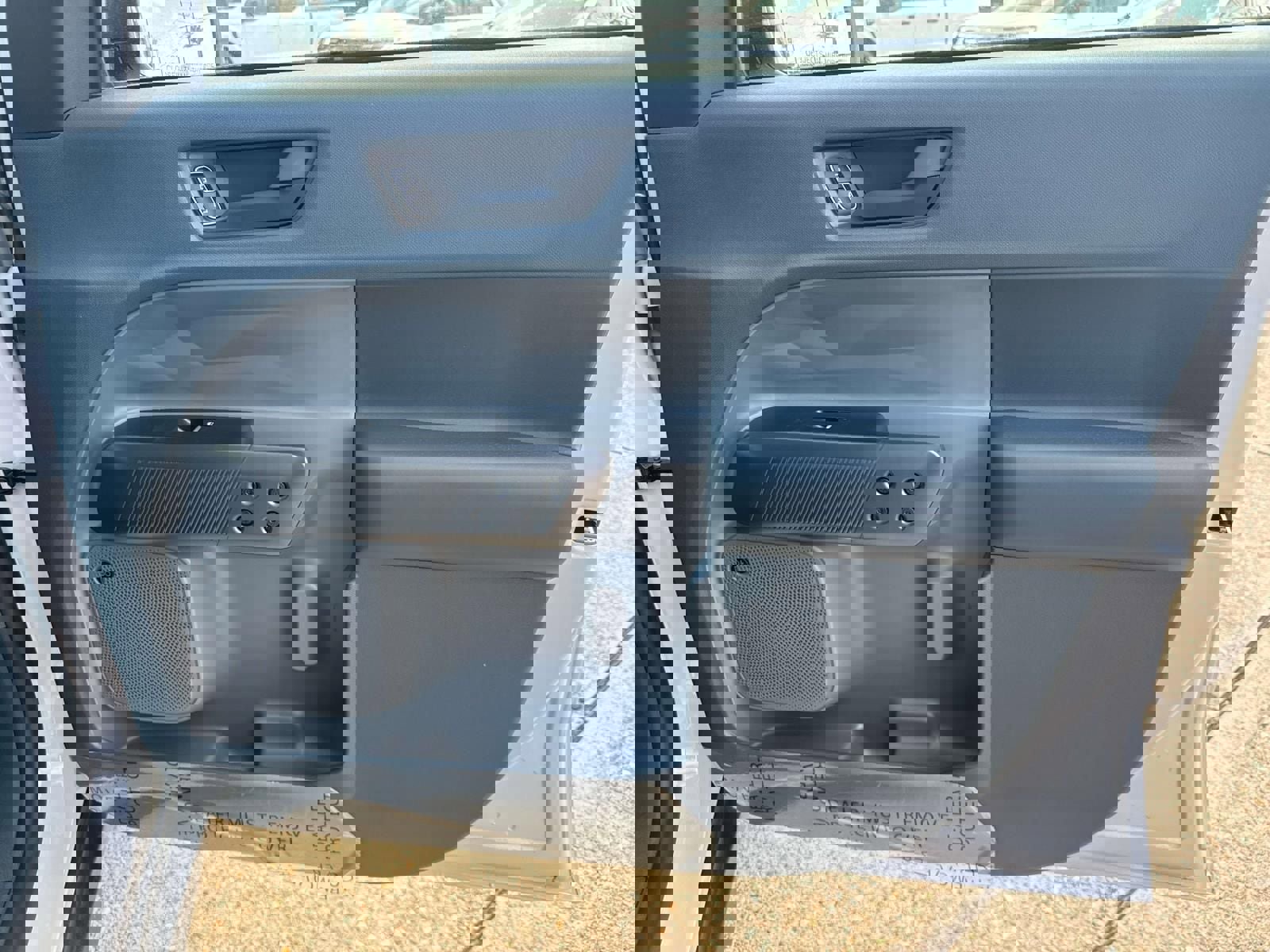 New 2025 Ford Maverick Lariat w/ Black Appearance Package image 25