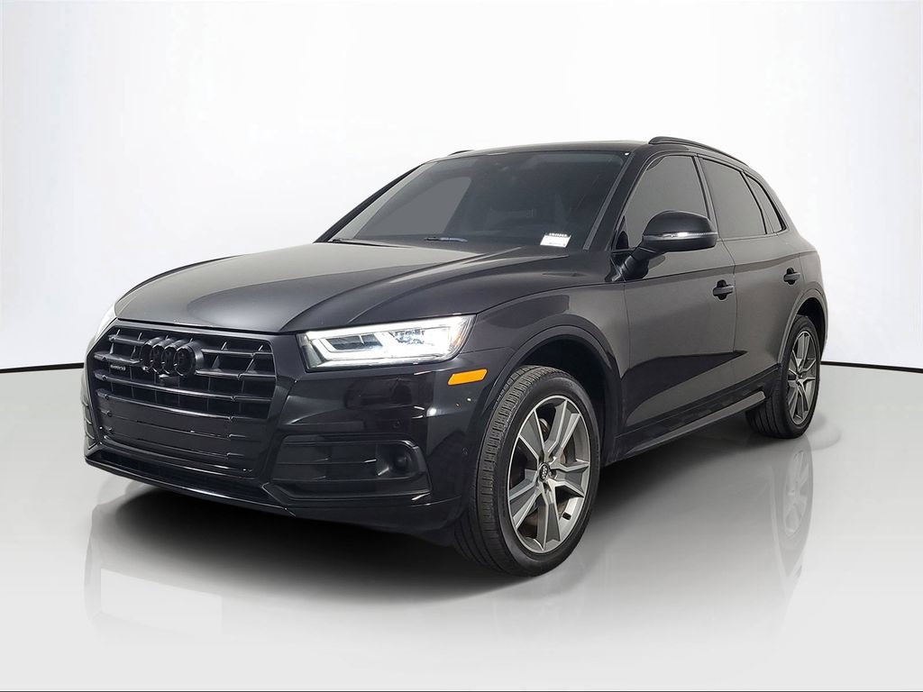 Used 2020 Audi Q5 Prestige w/ Prestige Package AWD/4WD image 3