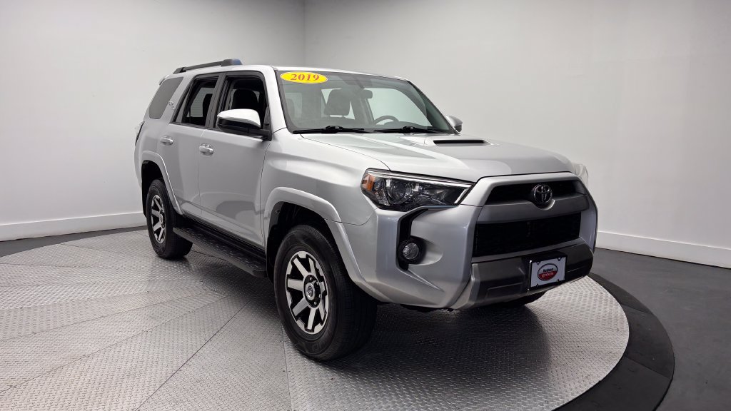 Used 2019 Toyota 4Runner TRD Off-Road AWD/4WD image 39