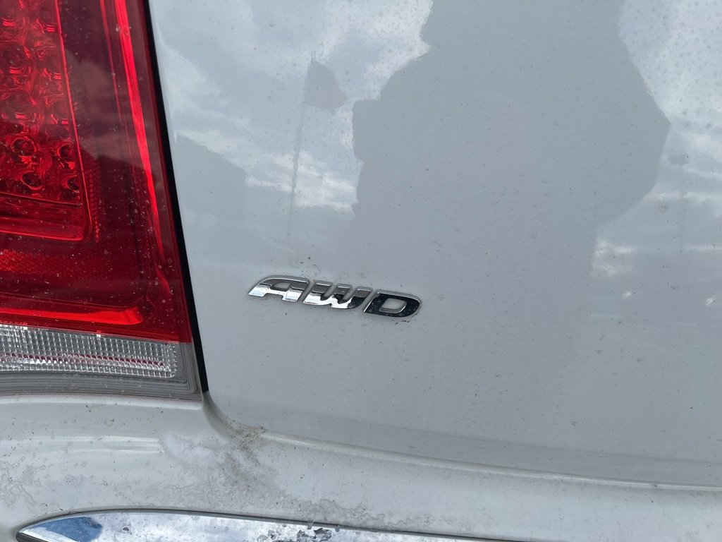 Used 2021 Chrysler 300 Touring L image 10