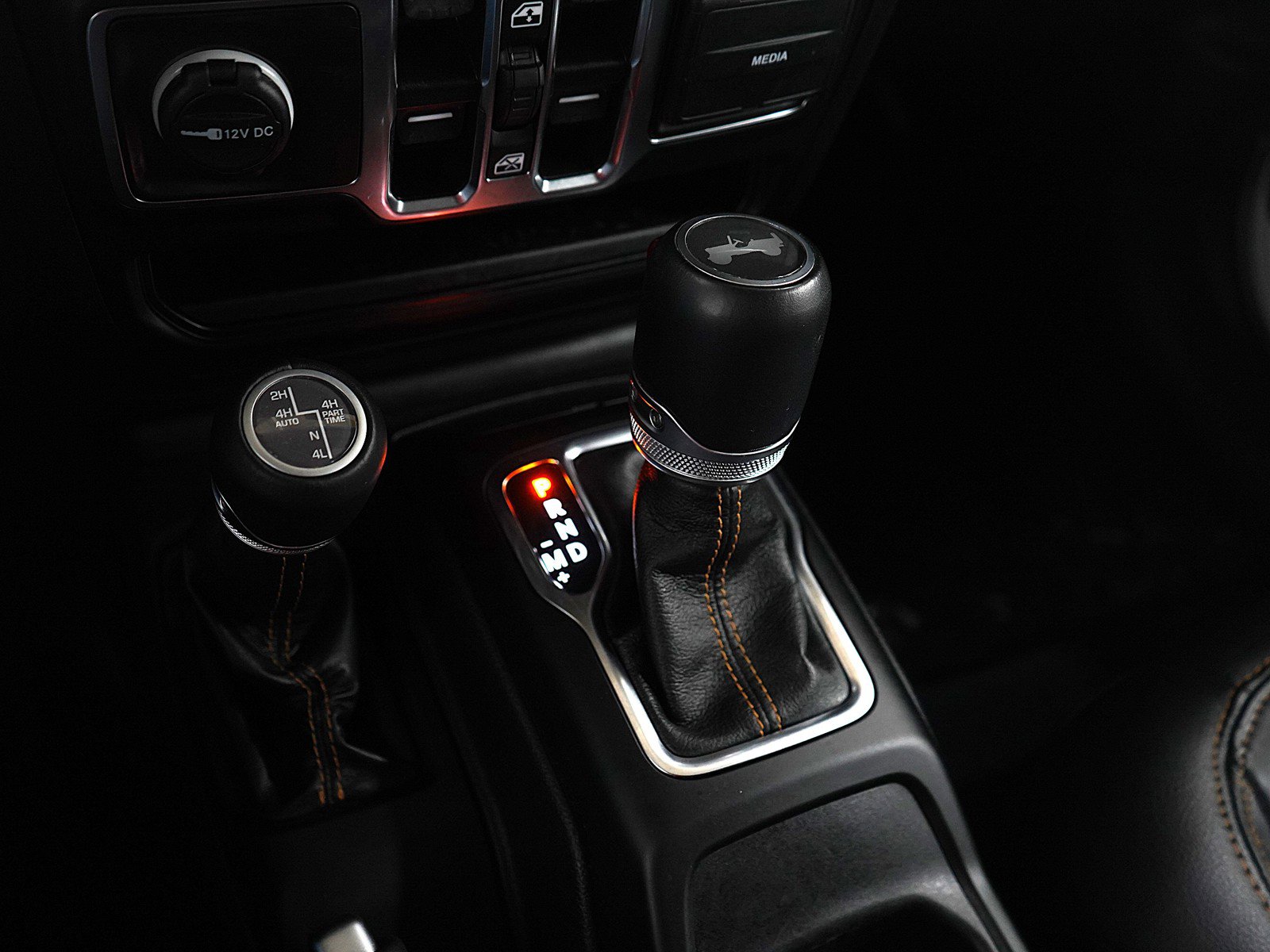 Used 2022 Jeep Wrangler Unlimited Sahara image 24