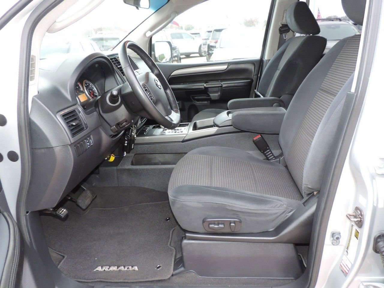 Used 2012 Nissan Armada SV image 14