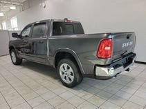 New 2026 RAM 1500 4x4 Crew Cab image 4