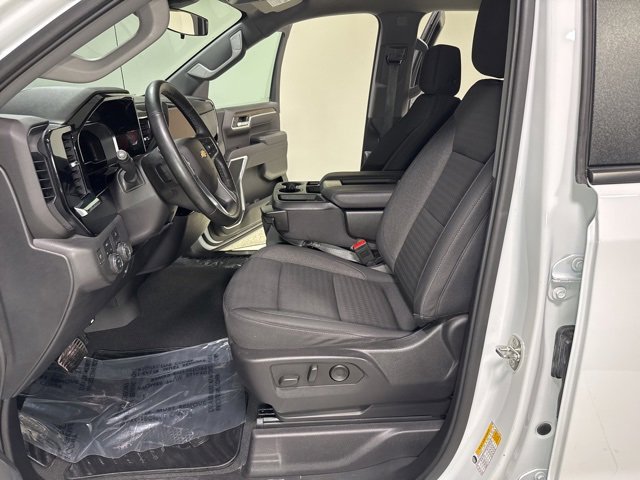 Used 2024 Chevrolet Silverado 1500 LT image 11