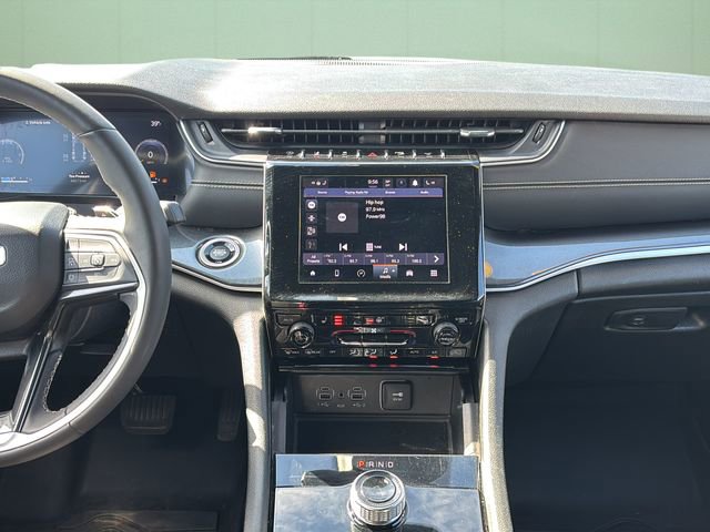 Certified 2023 Jeep Grand Cherokee Altitude image 22