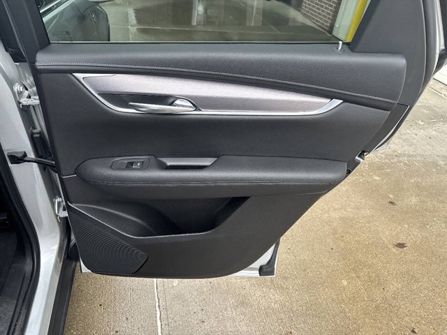 Used 2020 Cadillac XT5 Luxury w/ LPO, Floor Liner Package AWD/4WD image 15