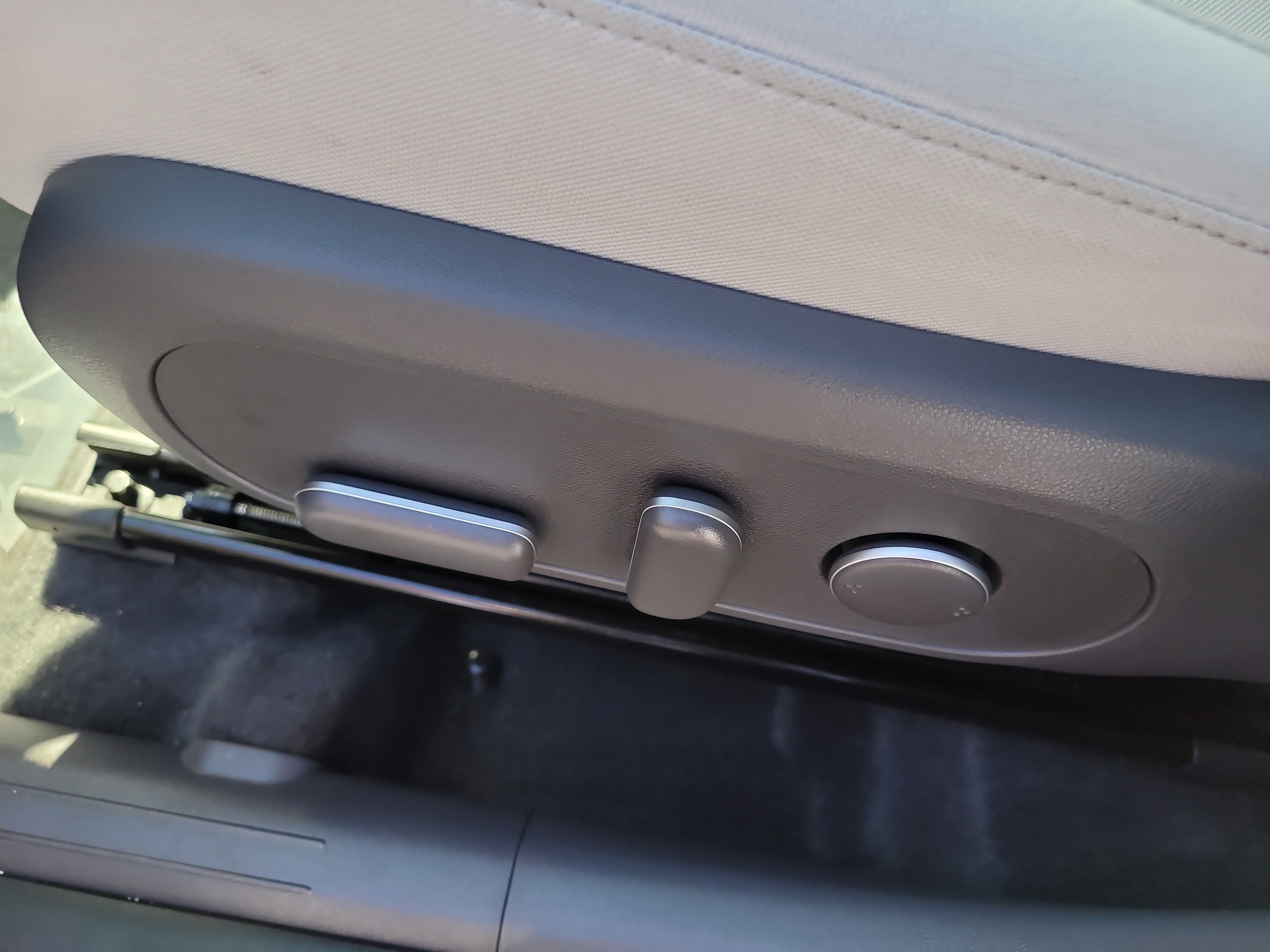 Used 2025 Hyundai Kona SEL image 21