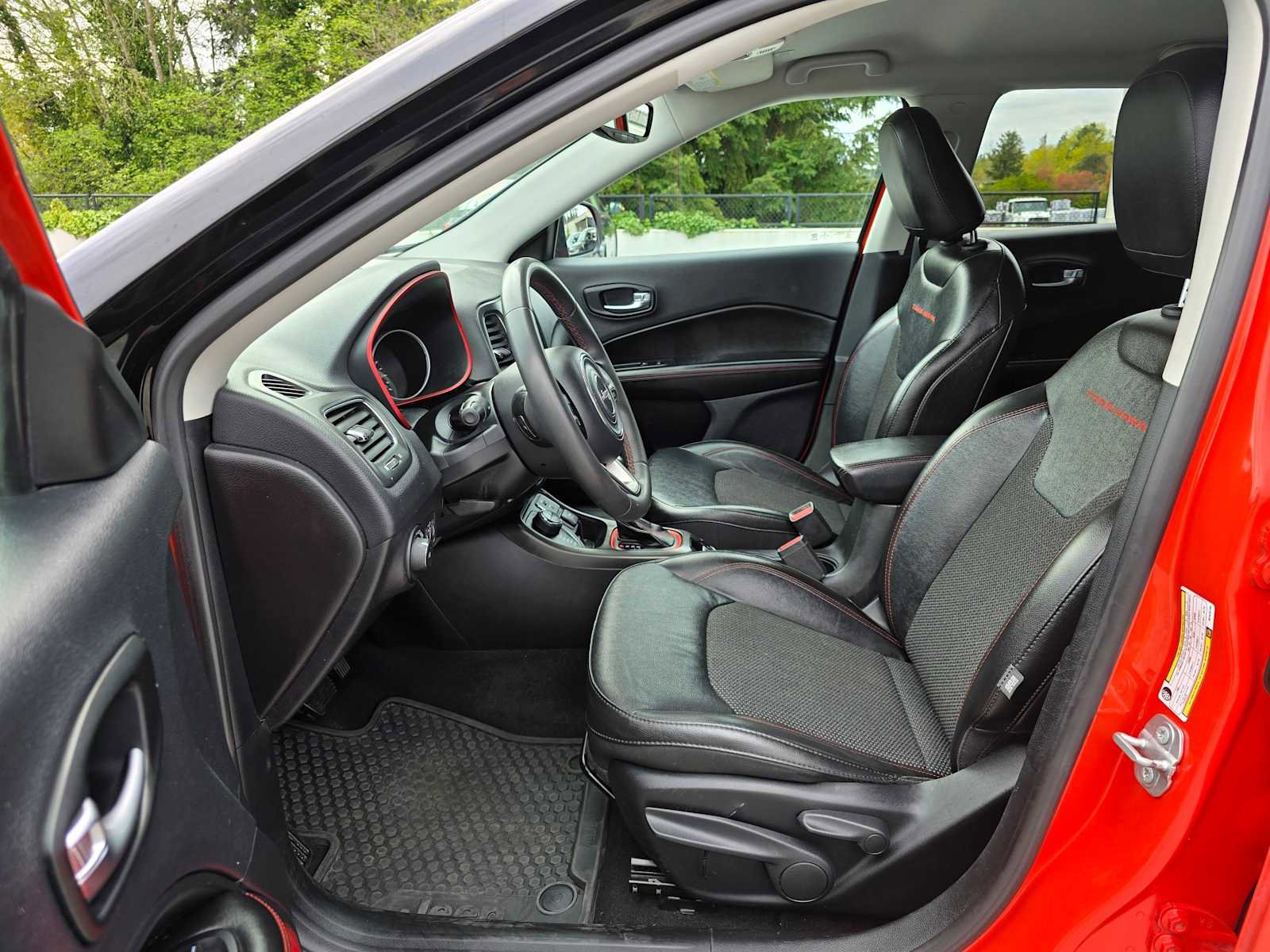 Used 2021 Jeep Compass Trailhawk image 20