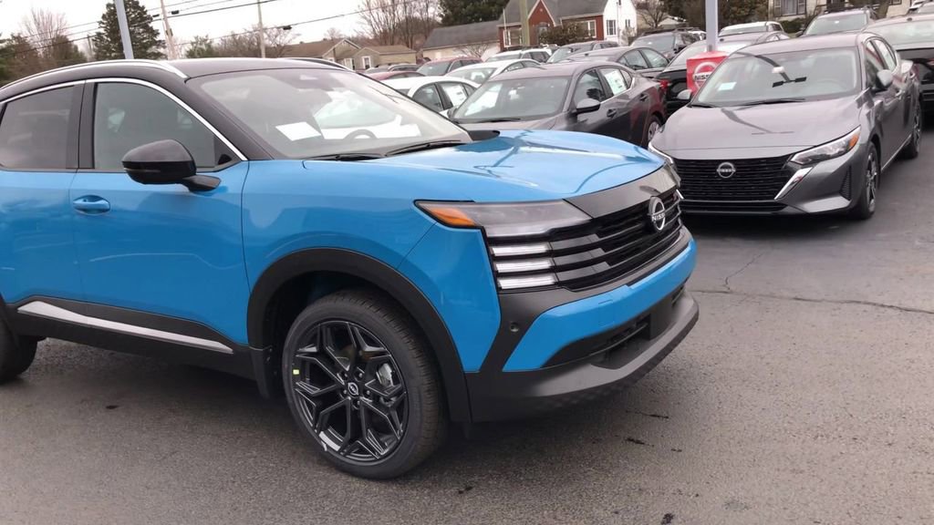 New 2026 Nissan Kicks SR w/ Cold Weather Package image 2