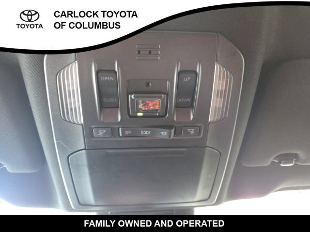 Used 2023 Toyota Highlander XSE AWD/4WD image 31