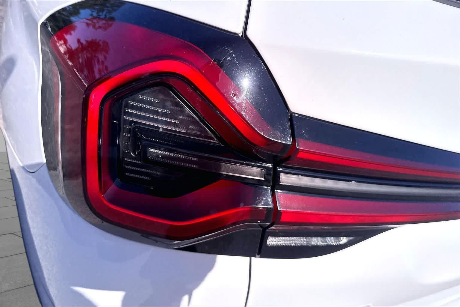 Used 2024 BMW X3 sDrive30i w/ Premium Package RWD image 28