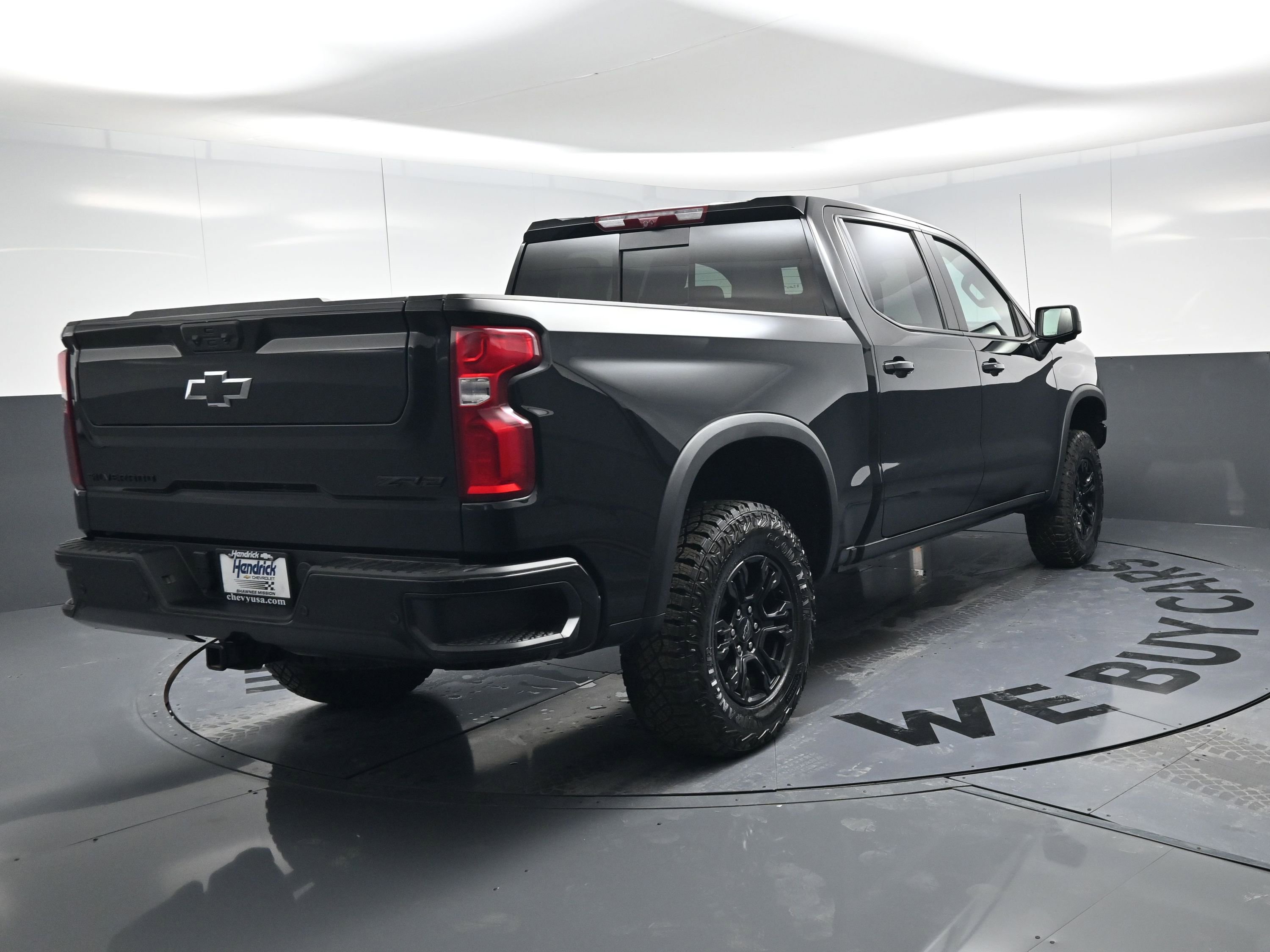 Certified 2025 Chevrolet Silverado 1500 ZR2 w/ Technology Package image 9