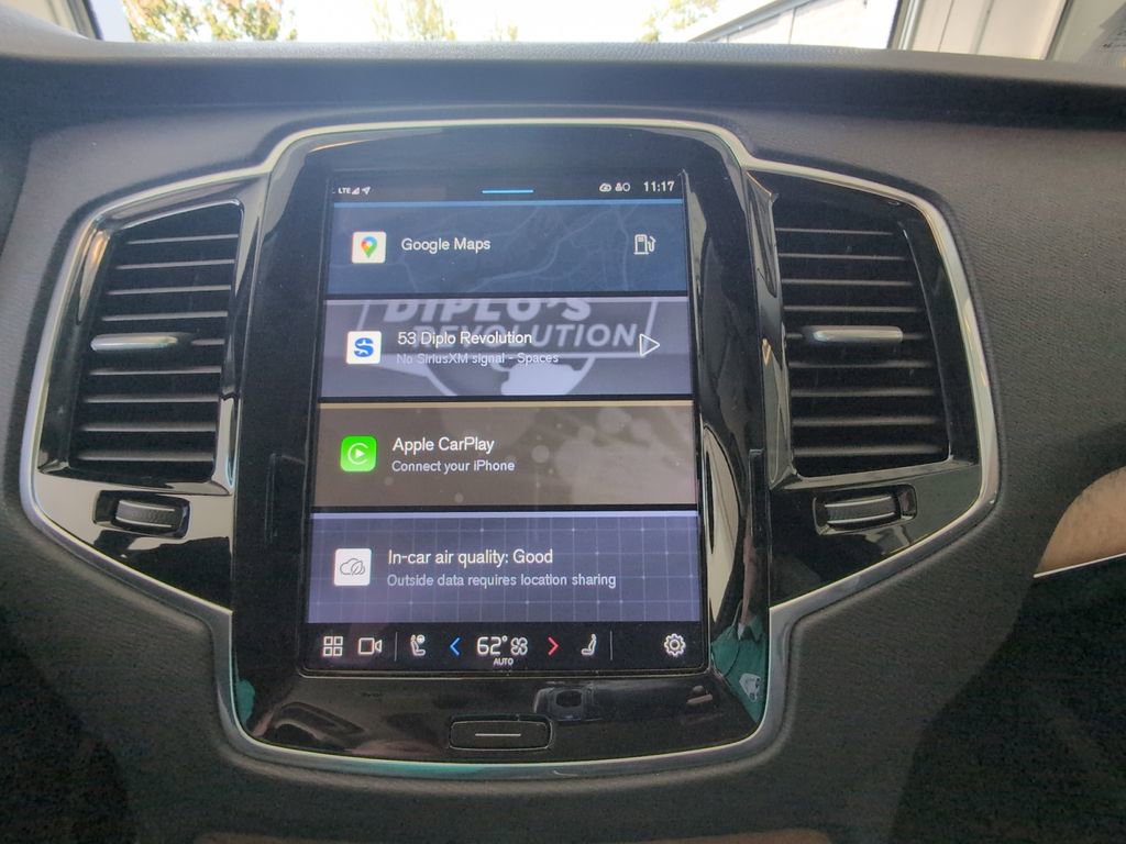 Used 2025 Volvo XC90 B6 Plus image 21