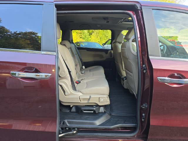 Used 2018 Honda Odyssey Touring image 13