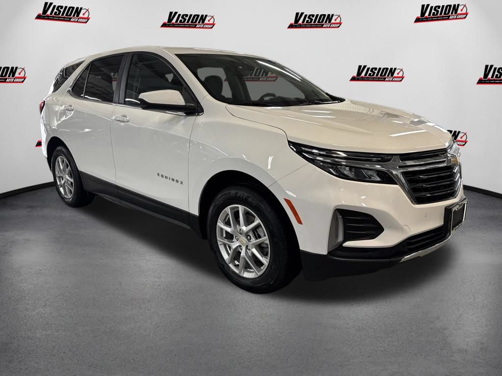 Used 2024 Chevrolet Equinox LT w/ LPO, Floor Liner Package AWD/4WD image 3
