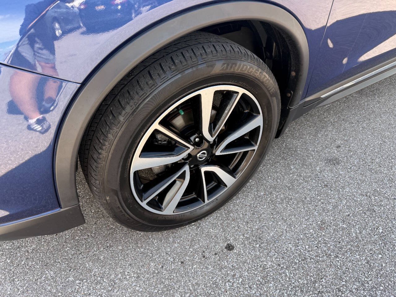 Used 2019 Nissan Rogue SL w/ Premium Package AWD/4WD image 15