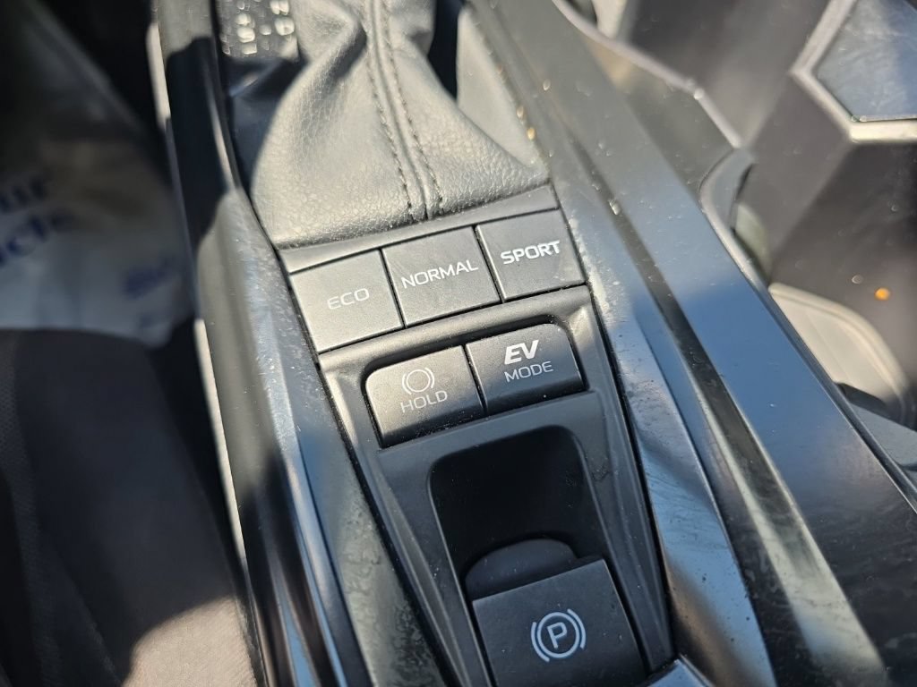 Used 2026 Toyota Camry LE FWD image 27