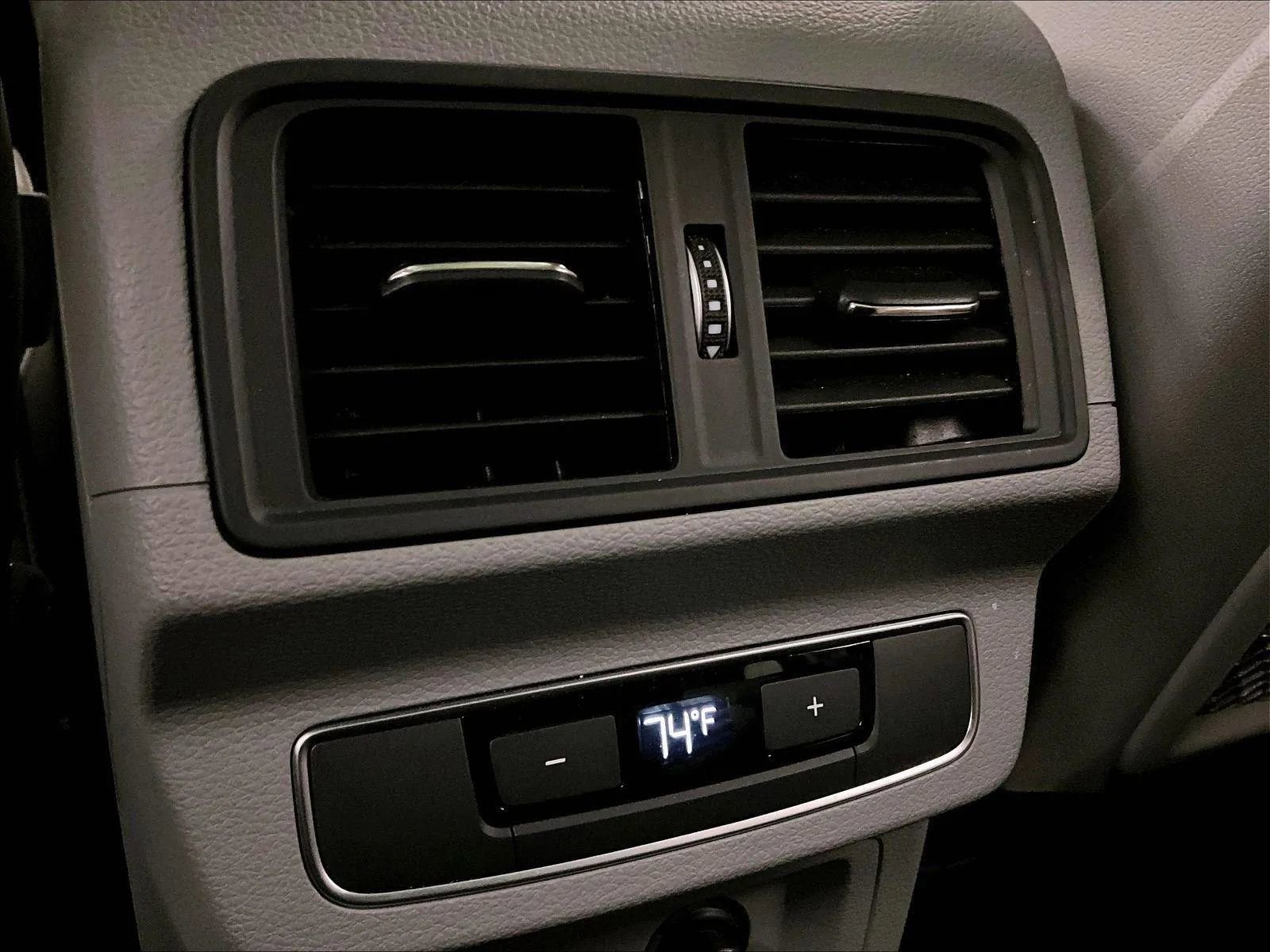 Used 2022 Audi Q5 2.0T Premium image 32