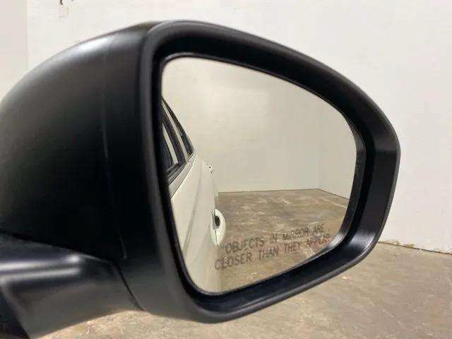 Used 2026 Nissan Altima 2.5 SV FWD image 96