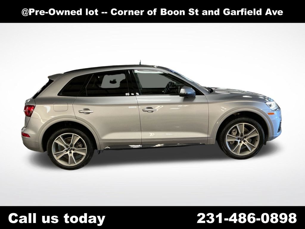 Used 2020 Audi Q5 2.0T Premium Plus w/ Premium Plus Package AWD/4WD image 6