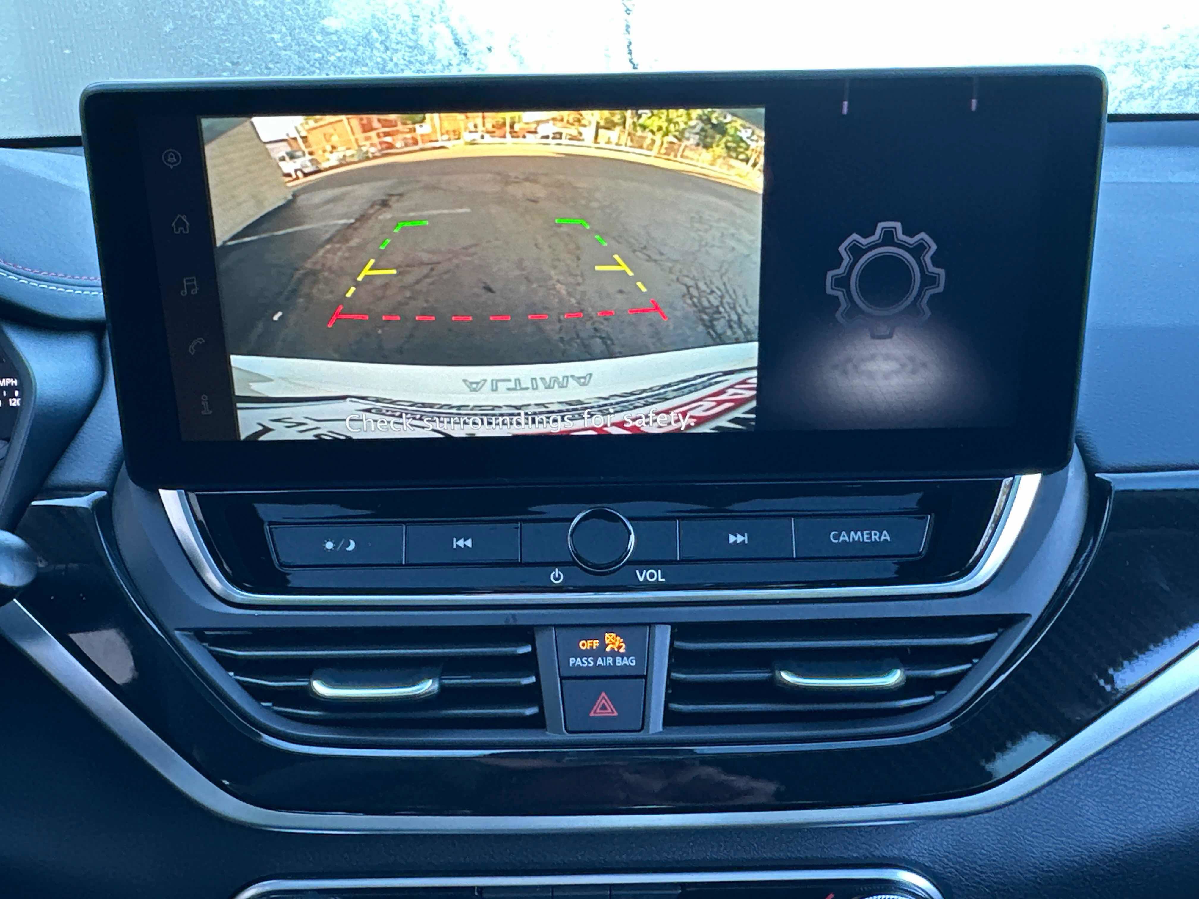 New 2025 Nissan Altima 2.5 SR w/ SR Premium Package image 31