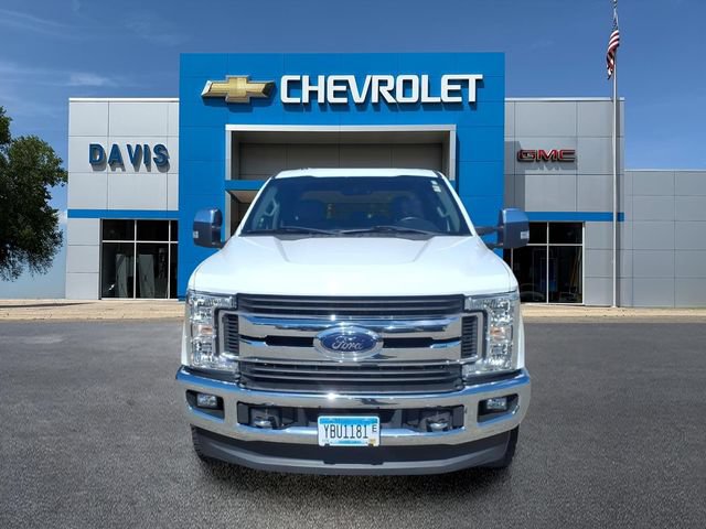 Used 2017 Ford F350 XLT w/ XLT Premium Package AWD/4WD image 8