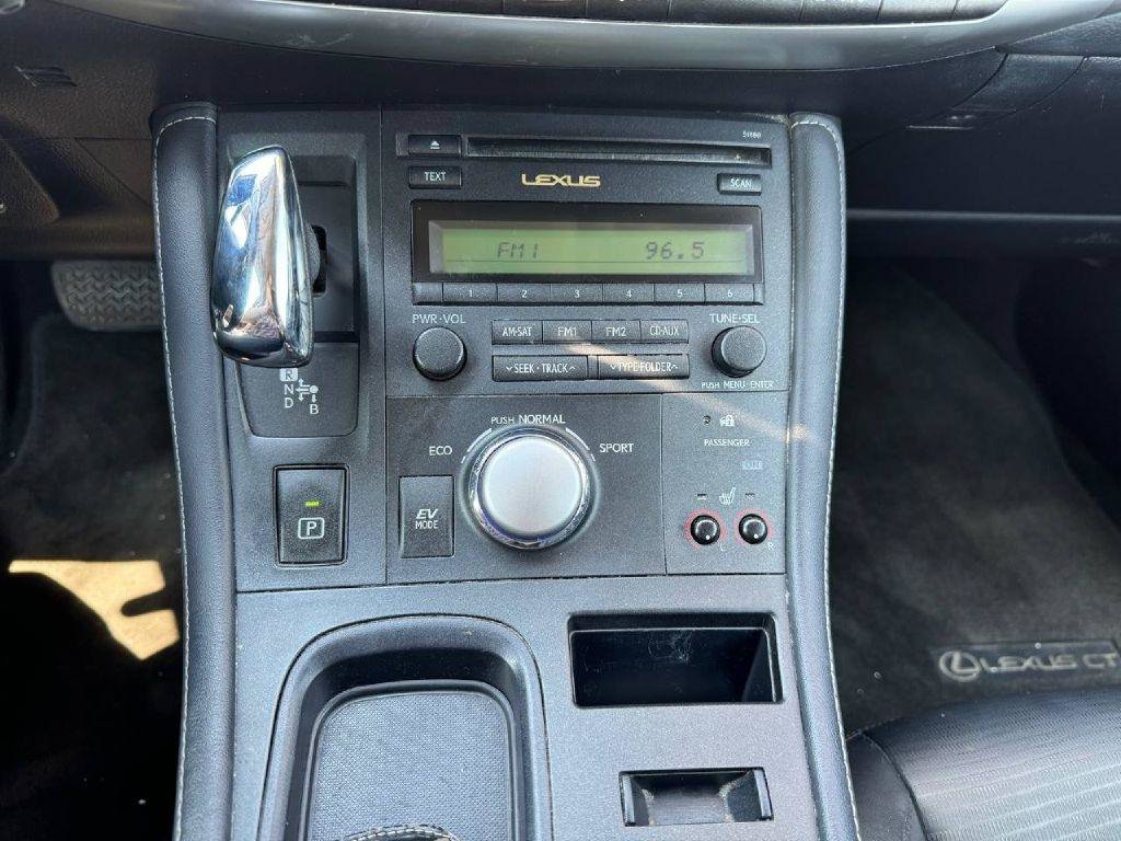 Used 2012 Lexus CT 200h Premium FWD image 22