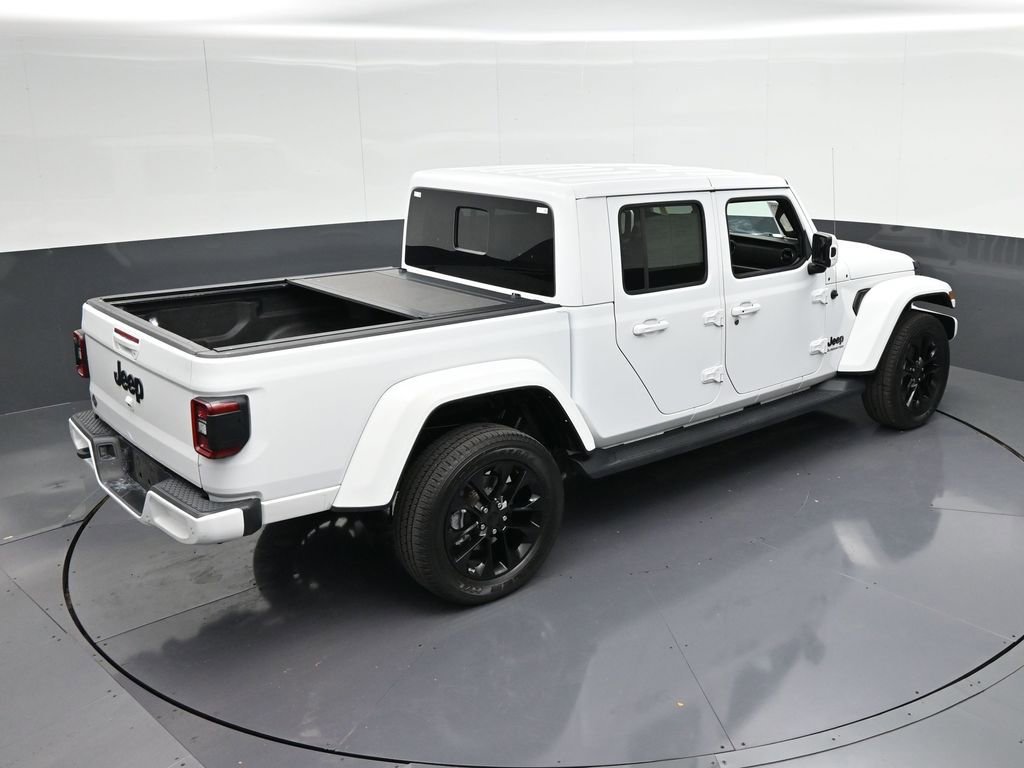 Used 2021 Jeep Gladiator Overland image 23