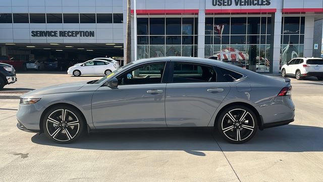 Used 2025 Honda Accord Sport image 3
