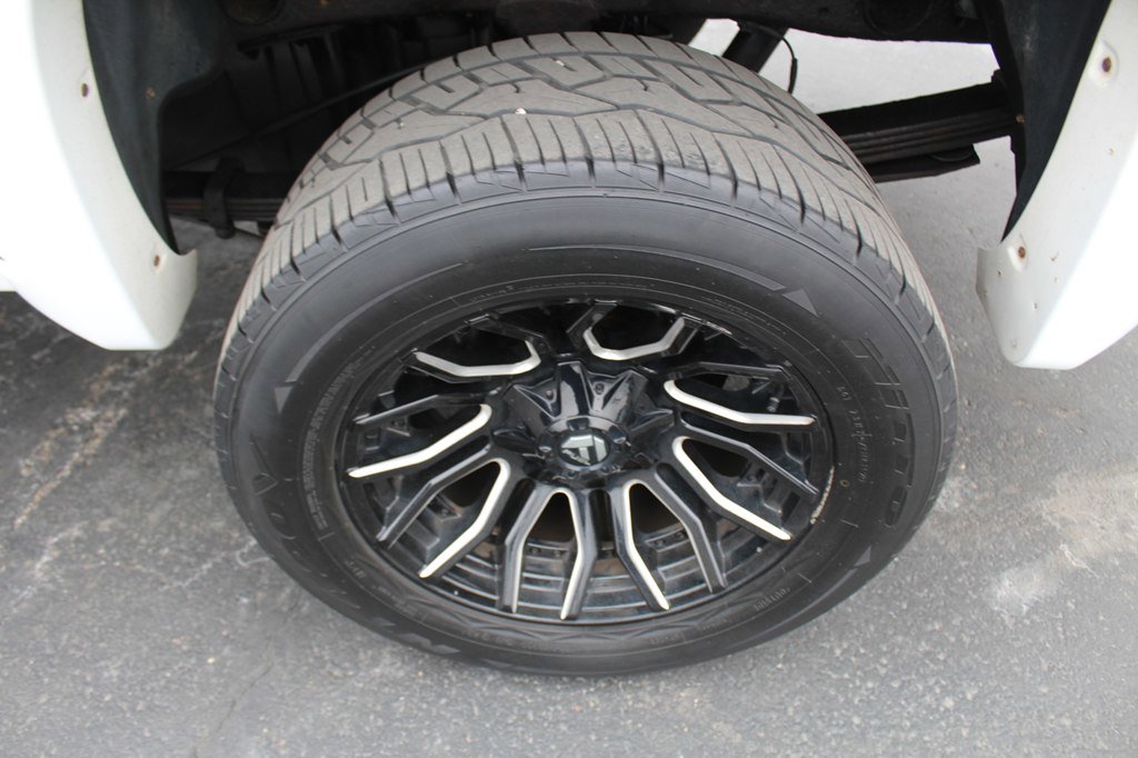 Used 2012 Chevrolet Silverado 2500 LTZ image 31