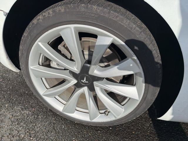 Used 2019 Tesla Model 3 Long Range image 12