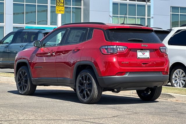 New 2026 Jeep Compass Latitude AWD/4WD image 5