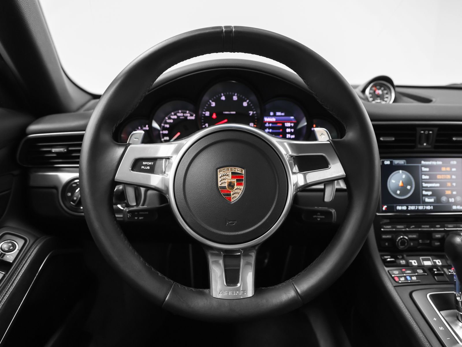 Certified 2015 Porsche 911 Targa 4S image 34