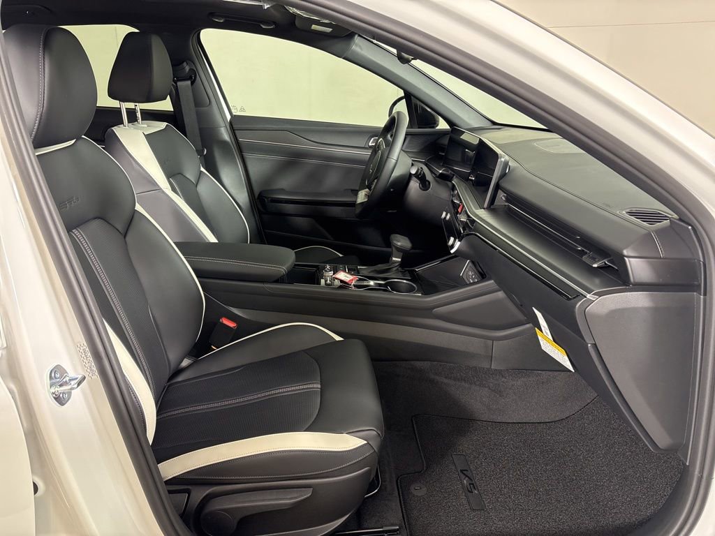 New 2026 Kia K5 GT-Line image 14