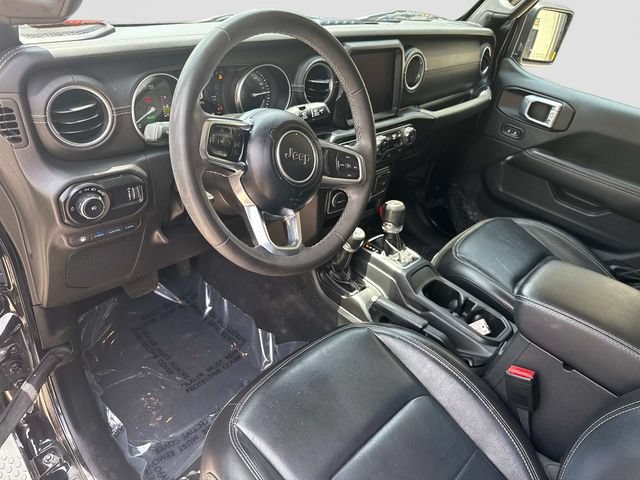 Used 2023 Jeep Wrangler Unlimited Sahara AWD/4WD image 12