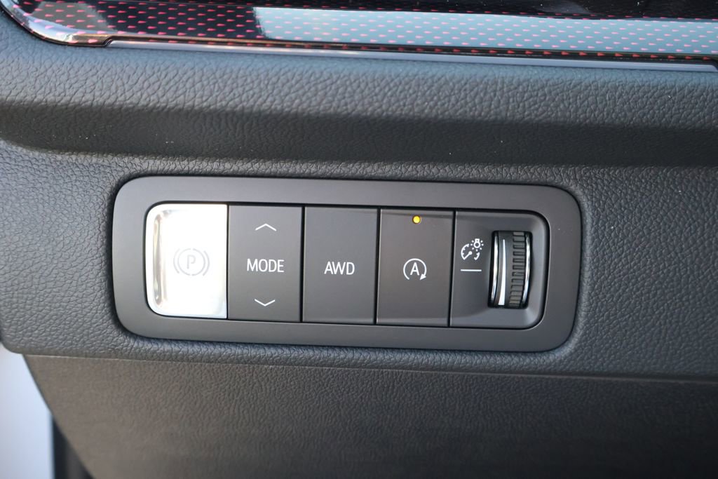 New 2026 Chevrolet Traverse RS w/ LPO, Floor Liner Package image 21