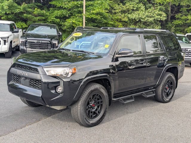Used 2022 Toyota 4Runner SR5 Premium w/ Moonroof Package AWD/4WD image 3