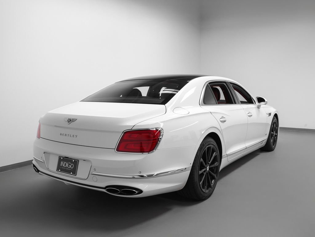 Used 2022 Bentley Flying Spur V8 AWD/4WD image 38