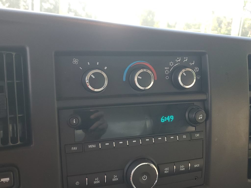 New 2026 GMC Savana 3500 w/ Power Convenience Package RWD image 27