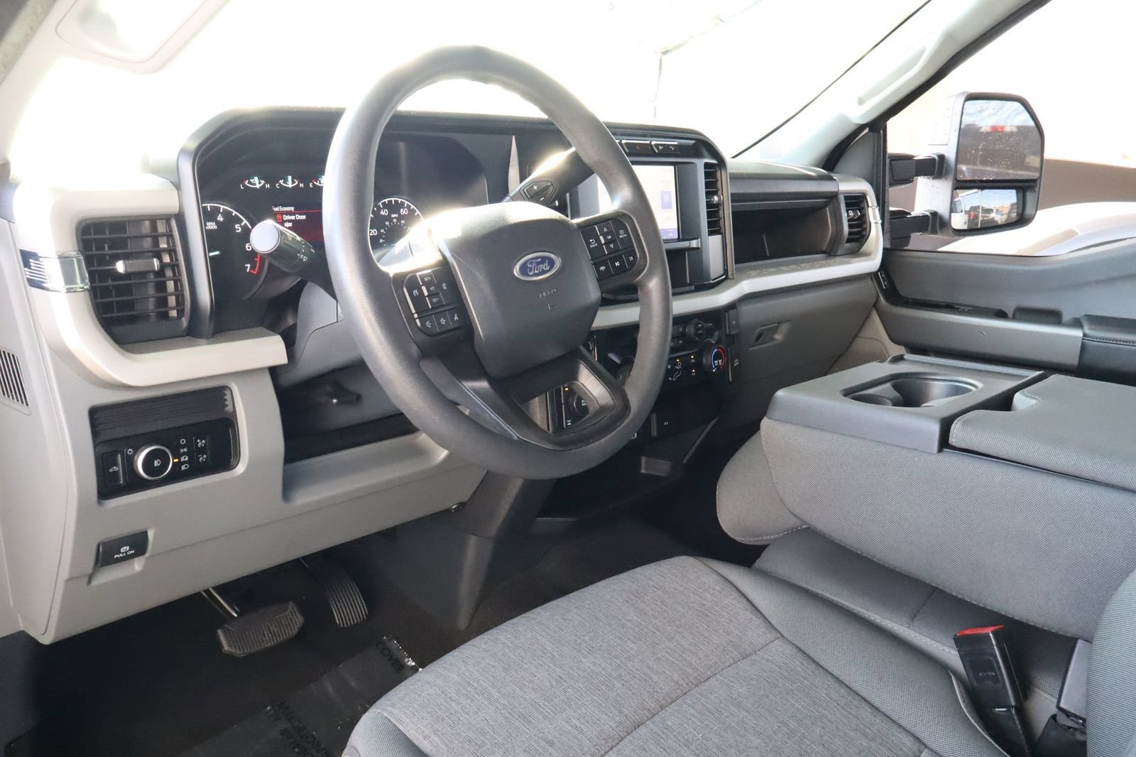 Used 2024 Ford F250 XL w/ STX Appearance Package AWD/4WD image 18