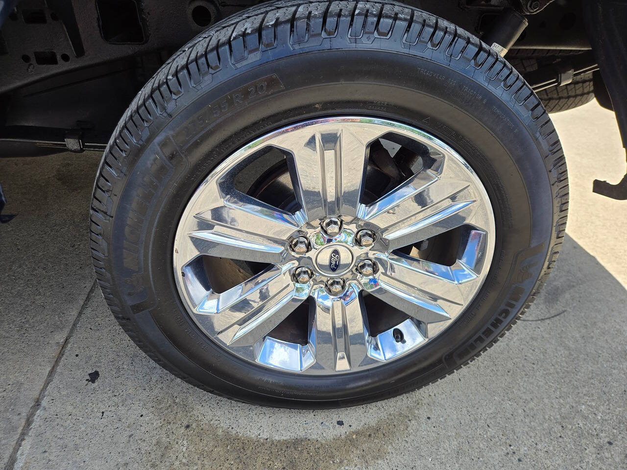 Used 2019 Ford F150 XLT w/ Equipment Group 302A Luxury AWD/4WD image 20