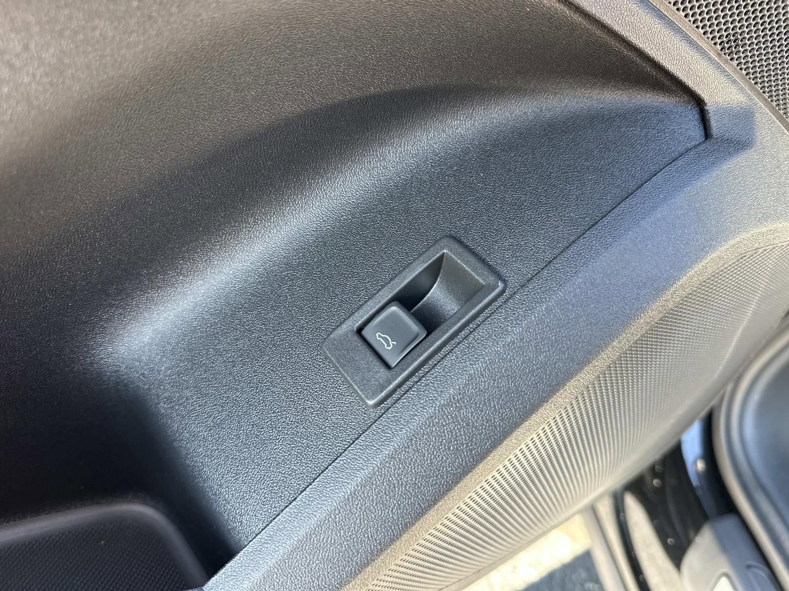 New 2025 Audi SQ5 Premium Plus image 13