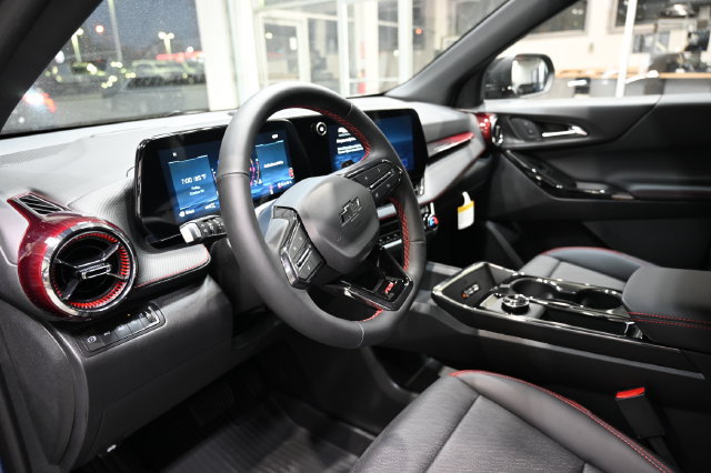 New 2027 Chevrolet Equinox RS w/ Safety and Technology Package AWD/4WD image 21