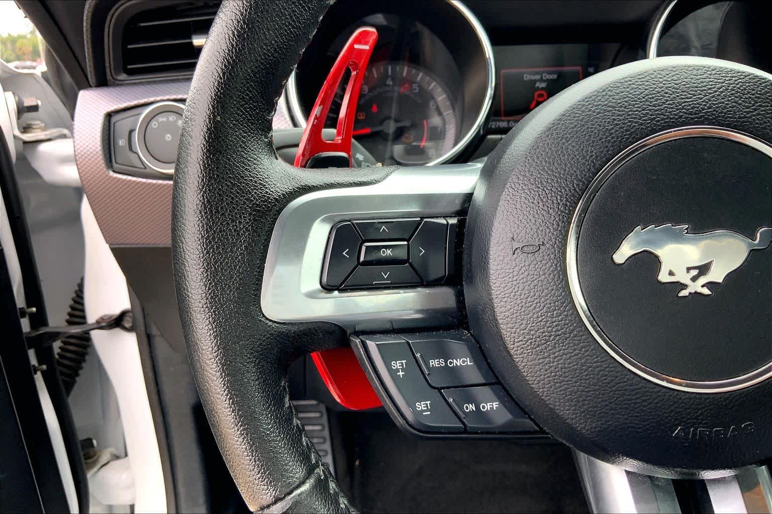 Used 2015 Ford Mustang Coupe RWD image 20