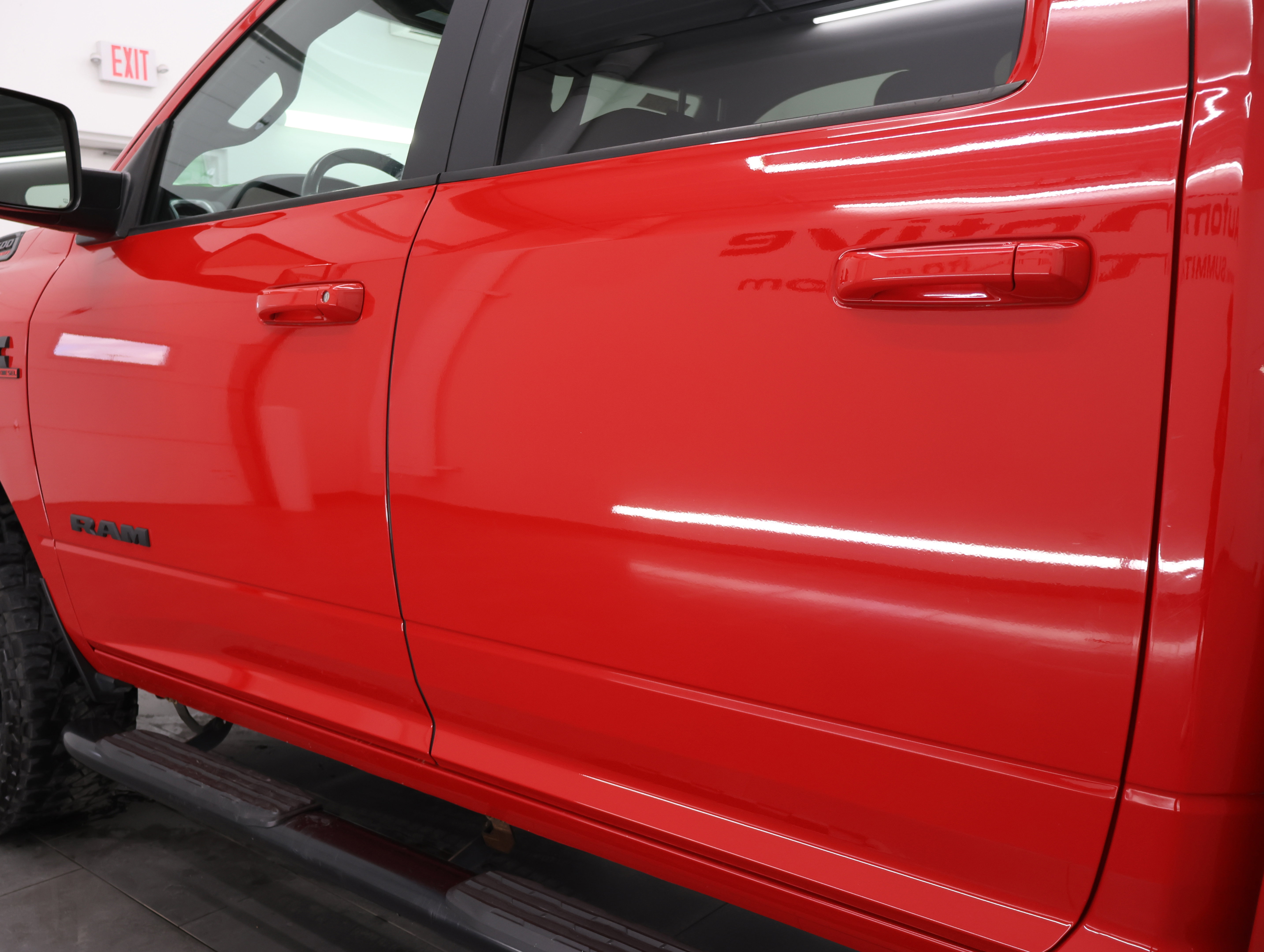 Used 2021 RAM 2500 Big Horn w/ Night Edition AWD/4WD image 33