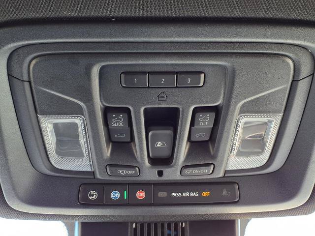 Used 2026 GMC Sierra 2500 AT4 w/ AT4 Premium Plus Package AWD/4WD image 18